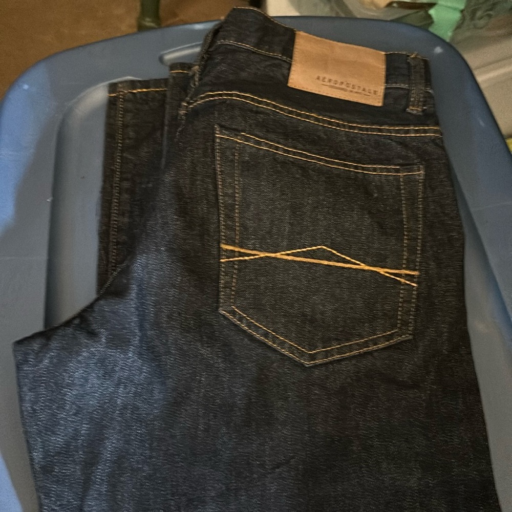 Aeropostale 32x34 bottom fly jeans